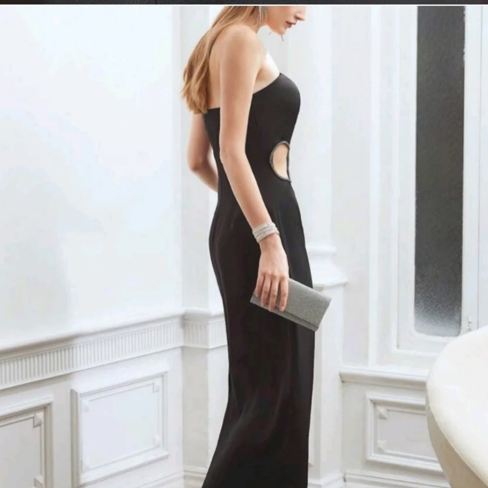 CUTOUT ROPE TRIM DRESS - Picture 4 of 6